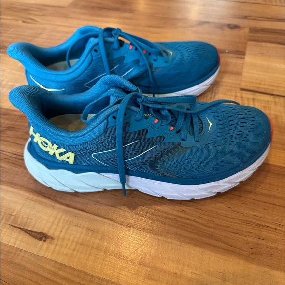 Hoka Arahi 5 - Picture 3 of 8